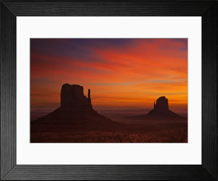 Framed Print : West Mitten Butte and East Mitten Butte, The Mittens at sunrise, Monument Valley Navajo Tribal Park, Arizona, United States of America, North America Framed Print : West Mitten Butte and East Mitten Butte, The Mittens at sunrise, Monument Valley Navajo Tribal Park, Arizona, United States of America, North America