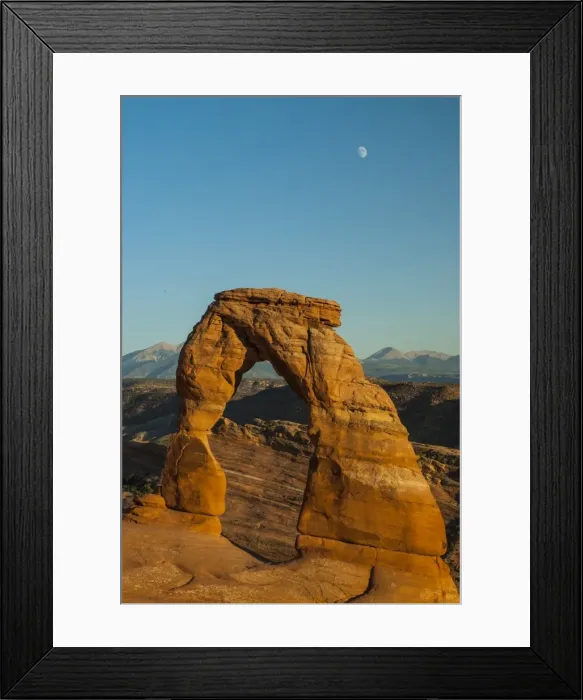 Framed Print : View of Delicate Arch, Arches Bows National Park, Utah, United States of America, North America Framed Print : View of Delicate Arch, Arches Bows National Park, Utah, United States of America, North America
