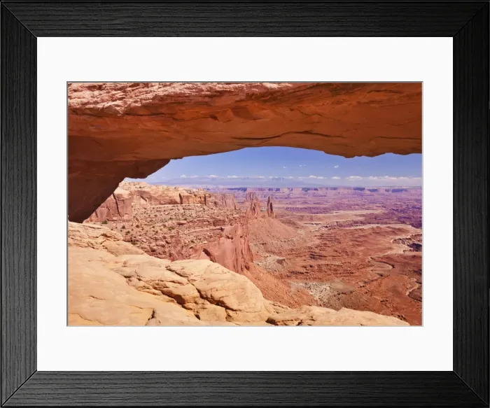 Framed Print : Mesa Arch, Island in the Sky, Canyonlands National Park, Utah, United States of America, North America Framed Print : Mesa Arch, Island in the Sky, Canyonlands National Park, Utah, United States of America, North America