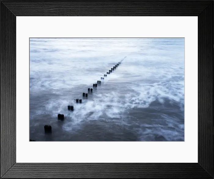 Framed Print : Groynes and incoming tide at Bridlington, East Riding of Yorkshire, England, United Kingdom, Europe Framed Print : Groynes and incoming tide at Bridlington, East Riding of Yorkshire, England, United Kingdom, Europe