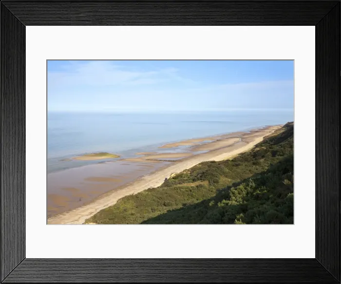 Framed Print : Quiet Beach between Cromer and Overstrand, Norfolk, England, United Kingdom, Europe Framed Print : Quiet Beach between Cromer and Overstrand, Norfolk, England, United Kingdom, Europe