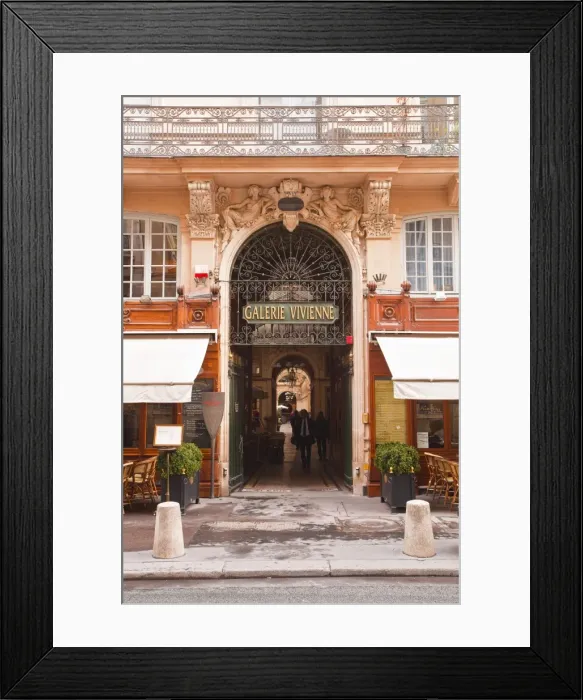 Framed Print : Galerie Vivienne in central Paris, France, Europe Framed Print : Galerie Vivienne in central Paris, France, Europe