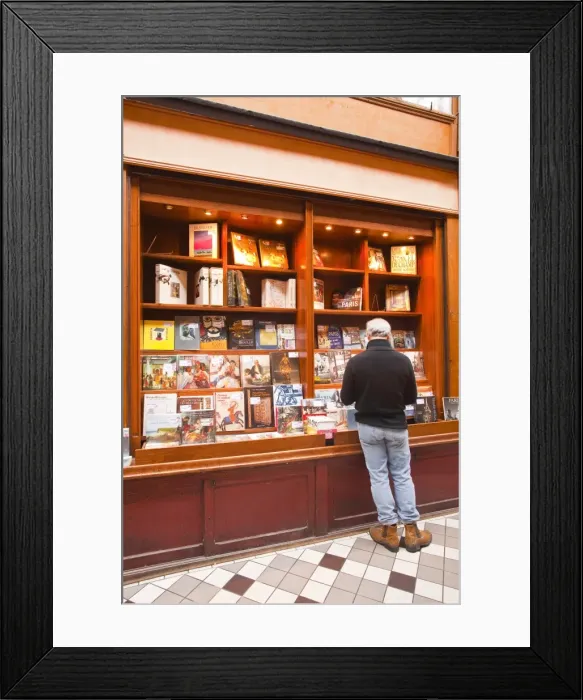 Framed Print : A book shop in Passage Jouffroy, central Paris, France, Europe Framed Print : A book shop in Passage Jouffroy, central Paris, France, Europe