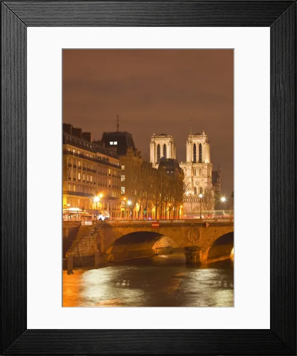 Framed Print : The Ile de la Cite and Notre Dame cathedral at night, Paris, France, Europe Framed Print : The Ile de la Cite and Notre Dame cathedral at night, Paris, France, Europe