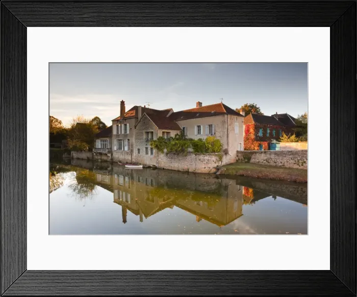 Framed Print : A house reflecting in the River Serein in the village of Noyers-sur-Serein, Yonne, Burgundy, France, Europe Framed Print : A house reflecting in the River Serein in the village of Noyers-sur-Serein, Yonne, Burgundy, France, Europe