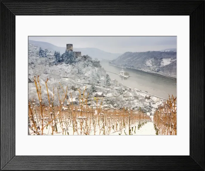 Framed Print : The Rhine River, Pfalz Castle and Gutenfels Castle in winter, Rheinland-Pfalz, Germany, Europe Framed Print : The Rhine River, Pfalz Castle and Gutenfels Castle in winter, Rheinland-Pfalz, Germany, Europe