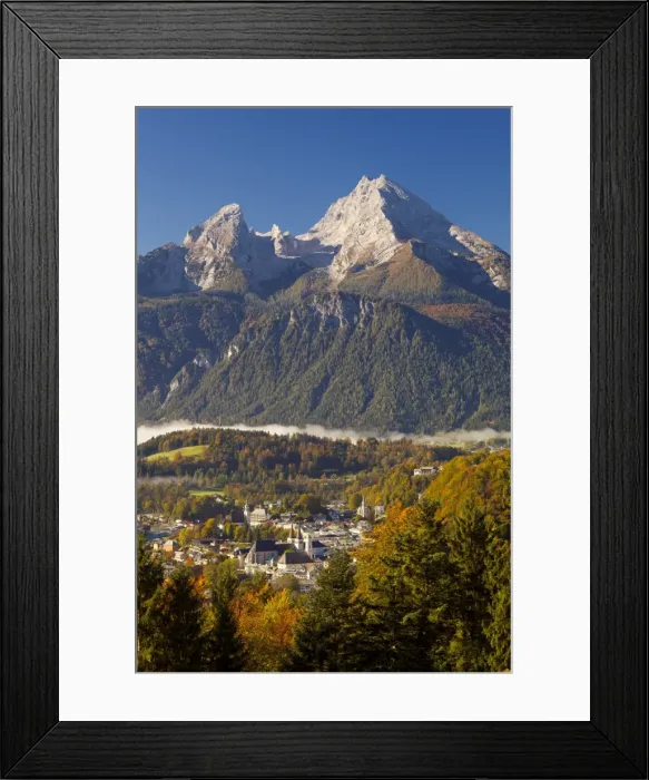 Framed Print : Overview of Berchtesgaden in autumn with the Watzmann mountain in the background, Berchtesgaden, Bavaria, Germany, Europe Framed Print : Overview of Berchtesgaden in autumn with the Watzmann mountain in the background, Berchtesgaden, Bavaria, Germany, Europe