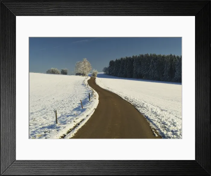 Framed Print : Rural winter scene, near Villingen-Schwenningen, Baden-Wurttemberg, Germany, Europe Framed Print : Rural winter scene, near Villingen-Schwenningen, Baden-Wurttemberg, Germany, Europe