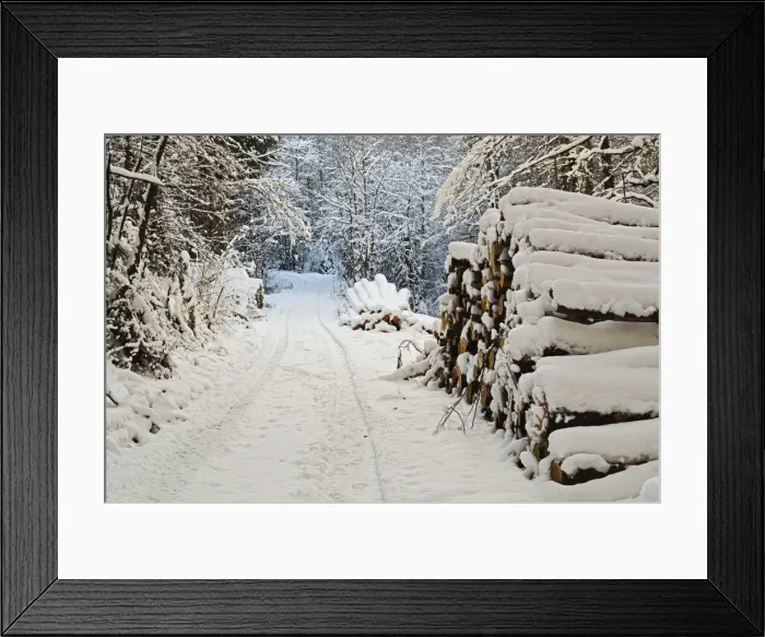 Framed Print : Black Forest in winter, near Villingen-Schwenningen, Schwarzwald-Baar, Baden-Wurttemberg, Germany, Europe Framed Print : Black Forest in winter, near Villingen-Schwenningen, Schwarzwald-Baar, Baden-Wurttemberg, Germany, Europe