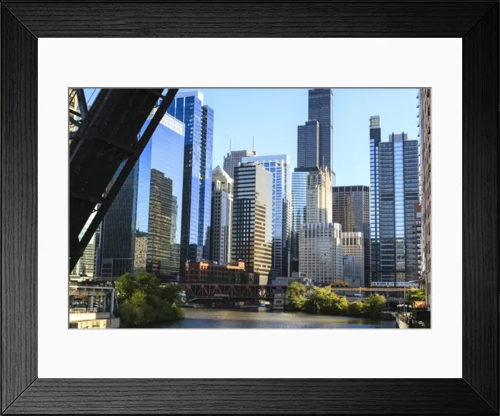 Framed Print : Chicago River and towers of the West Loop area, Willis Tower, formerly Sears Tower in the background, a raised disused railway bridge in the foreground, Chicago, Illinois, United States of America, North America Framed Print : Chicago River and towers of the West Loop area, Willis Tower, formerly Sears Tower in the background, a raised disused railway bridge in the foreground, Chicago, Illinois, United States of America, North America