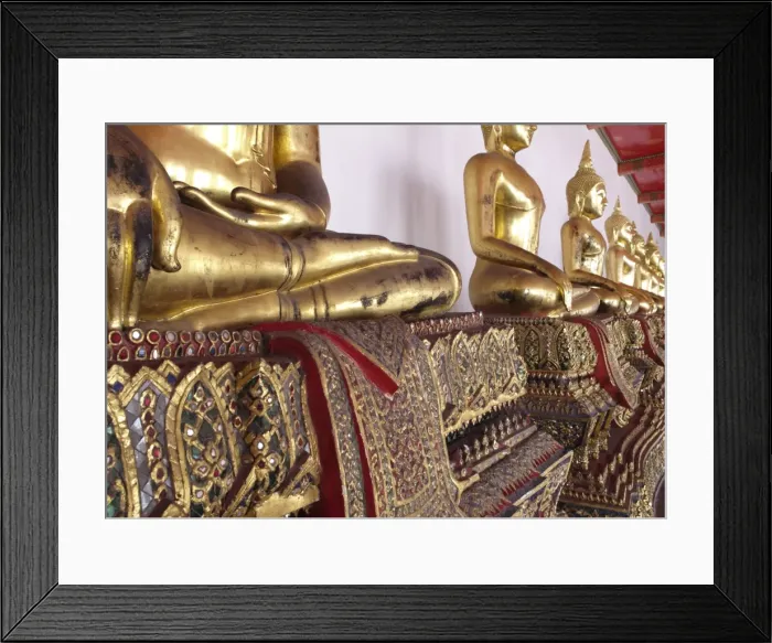 Framed Print : The outer cloister containing 400 Buddha images, Wat Phra Chetuphon (Wat Po), Bangkok, Thailand, Southeast Asia Framed Print : The outer cloister containing 400 Buddha images, Wat Phra Chetuphon (Wat Po), Bangkok, Thailand, Southeast Asia