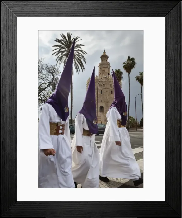 Framed Print : Penitents during Semana Santa (Holy Week) beneath Torre del Oro, Seville, Andalucia, Spain, Europe Framed Print : Penitents during Semana Santa (Holy Week) beneath Torre del Oro, Seville, Andalucia, Spain, Europe