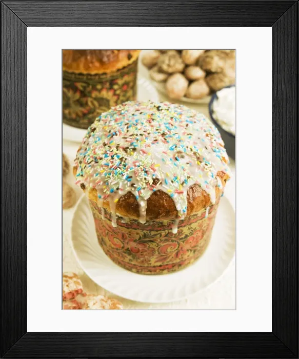 Framed Print : Kulitch (Kulitsch), Russian Easter cake, Russia, Europe Framed Print : Kulitch (Kulitsch), Russian Easter cake, Russia, Europe