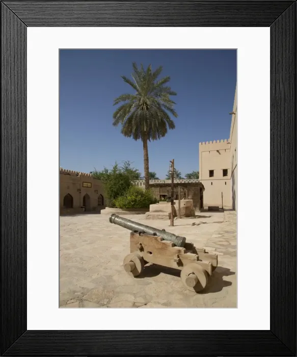 Framed Print : The Nizwa fortress, Nizwa, Oman, Middle East Framed Print : The Nizwa fortress, Nizwa, Oman, Middle East