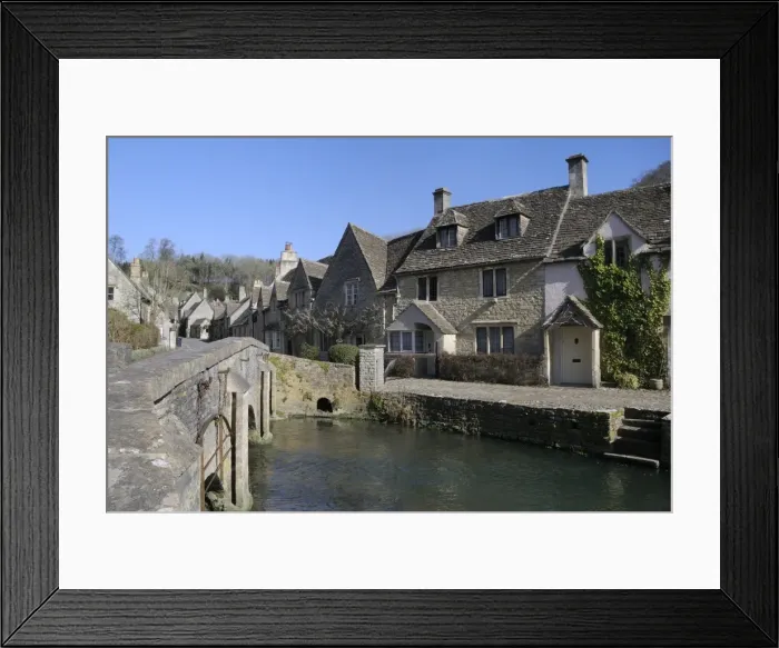 Framed Print : High Street and bridge over the Bybrook River, Castle Combe, Wiltshire, Engalnd, United Kingdom, Europe Framed Print : High Street and bridge over the Bybrook River, Castle Combe, Wiltshire, Engalnd, United Kingdom, Europe