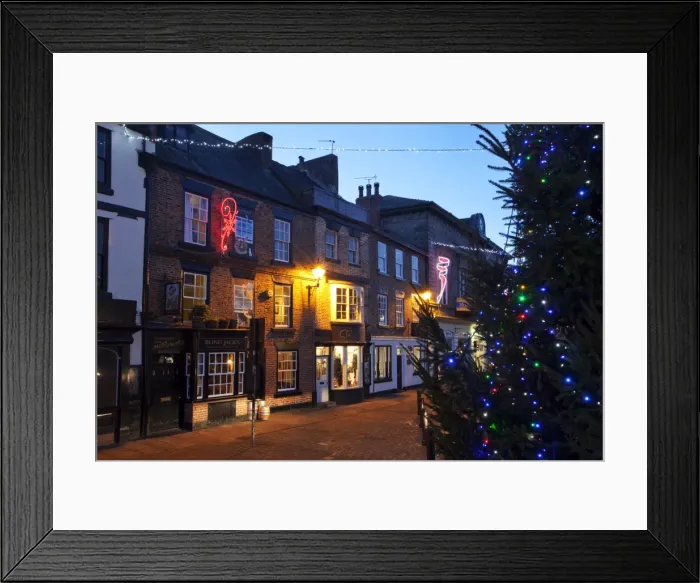 Framed Print : Christmas tree and Market Place at dusk, Knaresborough, North Yorkshire, Yorkshire, England, United Kingdom, Europe Framed Print : Christmas tree and Market Place at dusk, Knaresborough, North Yorkshire, Yorkshire, England, United Kingdom, Europe