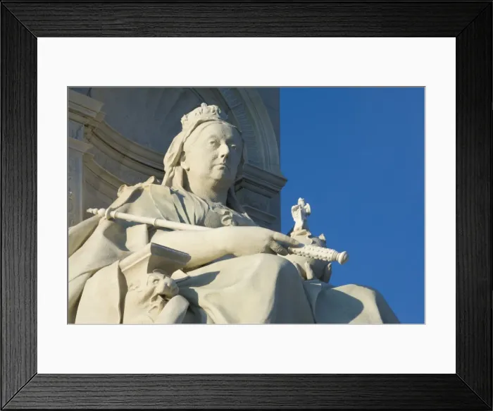 Framed Print : Queen Victoria, a detail from the Queen Victoria Monument, The Mall, London, England, United Kingdom, Europe