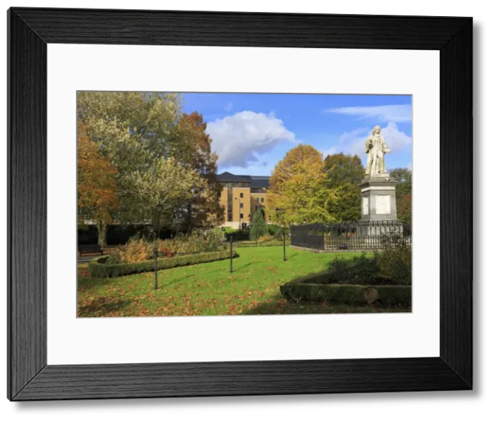 Framed Print : Isaac Watts statue in West Park, Southampton, Hampshire, England, United Kingdom, Europe Framed Print : Isaac Watts statue in West Park, Southampton, Hampshire, England, United Kingdom, Europe