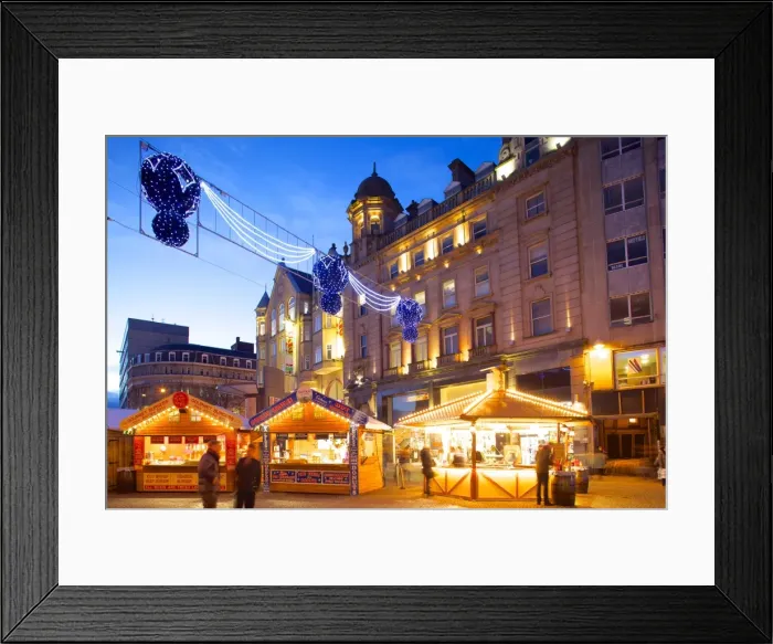 Framed Print : Christmas Market, Sheffield, South Yorkshire, Yorkshire, England, United Kingdom, Europe Framed Print : Christmas Market, Sheffield, South Yorkshire, Yorkshire, England, United Kingdom, Europe