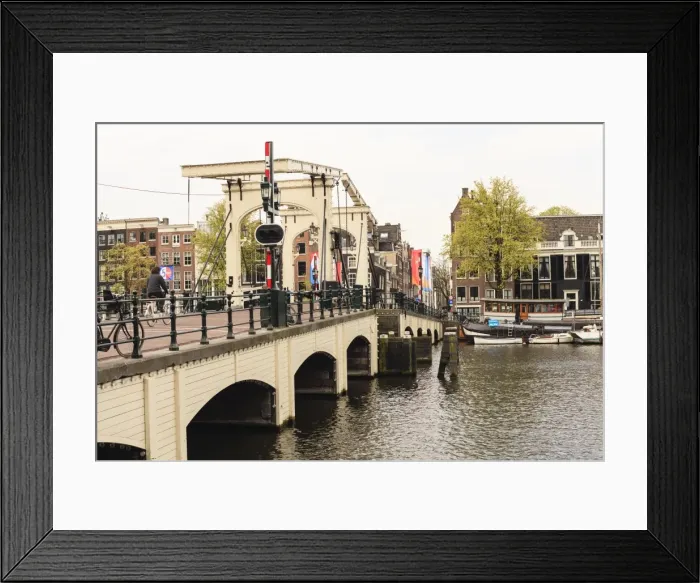 Framed Print : Magere Brug (the Skinny Bridge), Amsterdam, Netherlands, Europe Framed Print : Magere Brug (the Skinny Bridge), Amsterdam, Netherlands, Europe