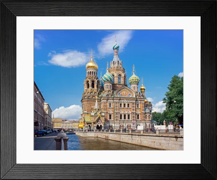 Framed Print : Church on Spilled Blood (Church of the Resurrection), UNESCO World Heritage Site, St. Petersburg, Russia, Europe Framed Print : Church on Spilled Blood (Church of the Resurrection), UNESCO World Heritage Site, St. Petersburg, Russia, Europe