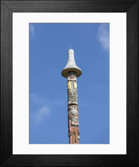 Framed Print : The Totem Pole, a gift from the people of Canada to Queen Elizabeth in 1958, Virginia Water, Surrey, England, United Kingdom, Europe Framed Print : The Totem Pole, a gift from the people of Canada to Queen Elizabeth in 1958, Virginia Water, Surrey, England, United Kingdom, Europe