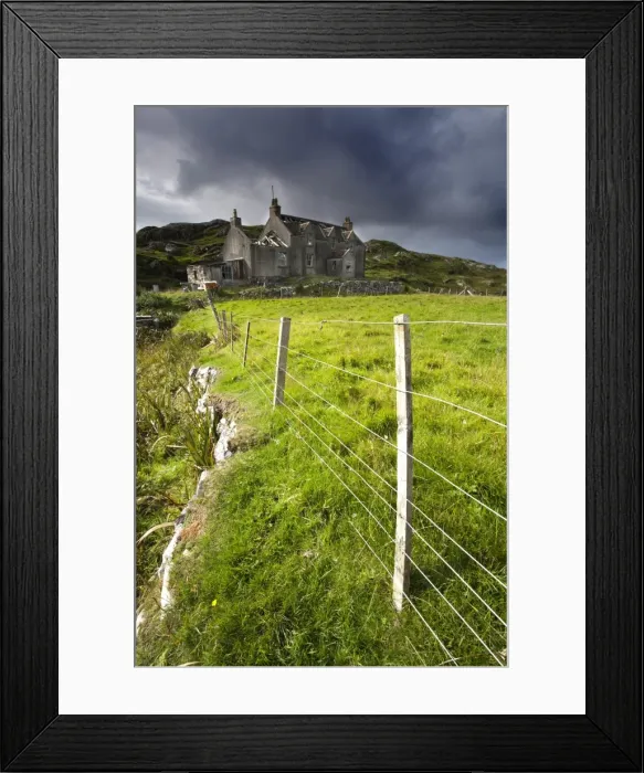Framed Print : Abandoned croft beneath a stormy sky in the township of Manish on the east coast of The Isle of Harris, Outer Hebrides, Scotland
