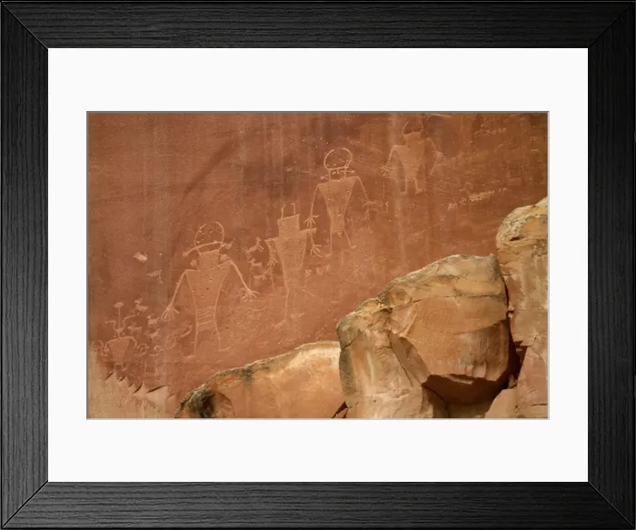 Framed Print : Oldest Pueblos and Navajos tracks of art on the cliffs of Monument Valley, Utah, United States of America, North America Framed Print : Oldest Pueblos and Navajos tracks of art on the cliffs of Monument Valley, Utah, United States of America, North America
