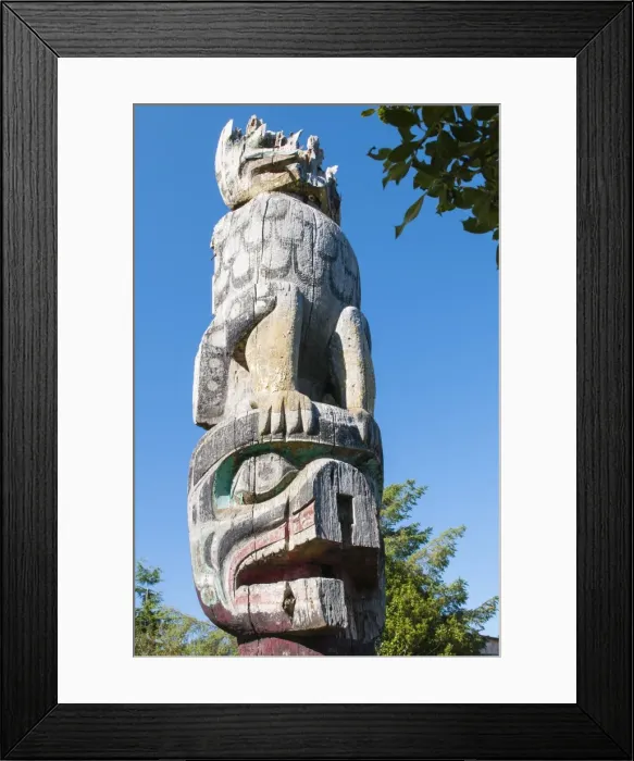 Framed Print : Totem pole at Umista Cultural Centre, Alert Bay, British Columbia, Canada, North America Framed Print : Totem pole at Umista Cultural Centre, Alert Bay, British Columbia, Canada, North America