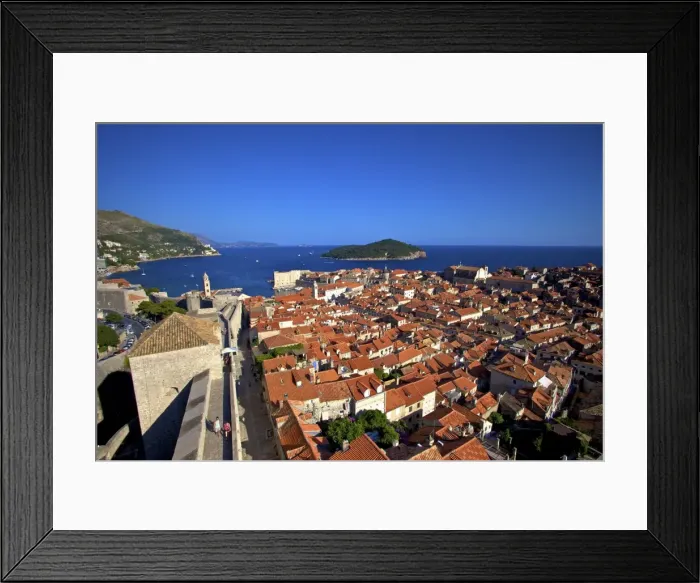 Framed Print : View over Old City including City Walls, UNESCO World Heritage Site, Dubrovnik, Croatia, Europe Framed Print : View over Old City including City Walls, UNESCO World Heritage Site, Dubrovnik, Croatia, Europe