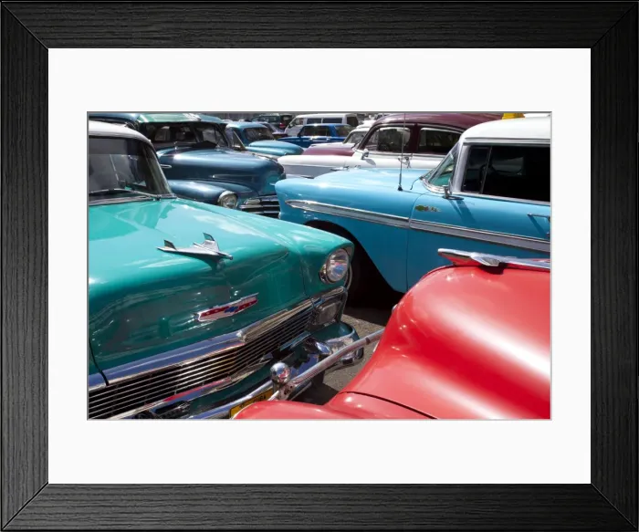 Framed Print : Vintage American cars parked on a street in Havana Centro, Havana, Cuba, West Indies, Central America Framed Print : Vintage American cars parked on a street in Havana Centro, Havana, Cuba, West Indies, Central America