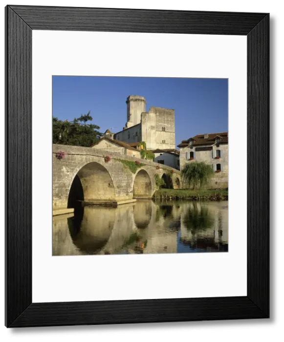 Framed Print : Chateau de Bourdeilles and Dronne River, Bourdeilles, Dordogne, Aquitaine, France, Europe
