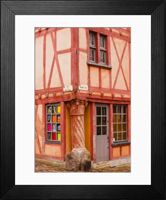 Framed Print : La Maison du Pilier Rouge in Le Mans, Sarthe, Pays de la Loire, France, Europe Framed Print : La Maison du Pilier Rouge in Le Mans, Sarthe, Pays de la Loire, France, Europe