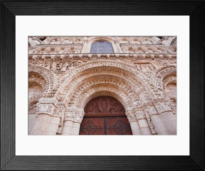 Framed Print : The tympanum on Eglise Notre Dame la Grande in central Poitiers, Vienne, Poitou-Charentes, France, Europe Framed Print : The tympanum on Eglise Notre Dame la Grande in central Poitiers, Vienne, Poitou-Charentes, France, Europe