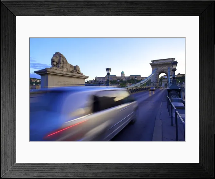 Framed Print : Chain Bridge, Budapest, Hungary, Europe Framed Print : Chain Bridge, Budapest, Hungary, Europe