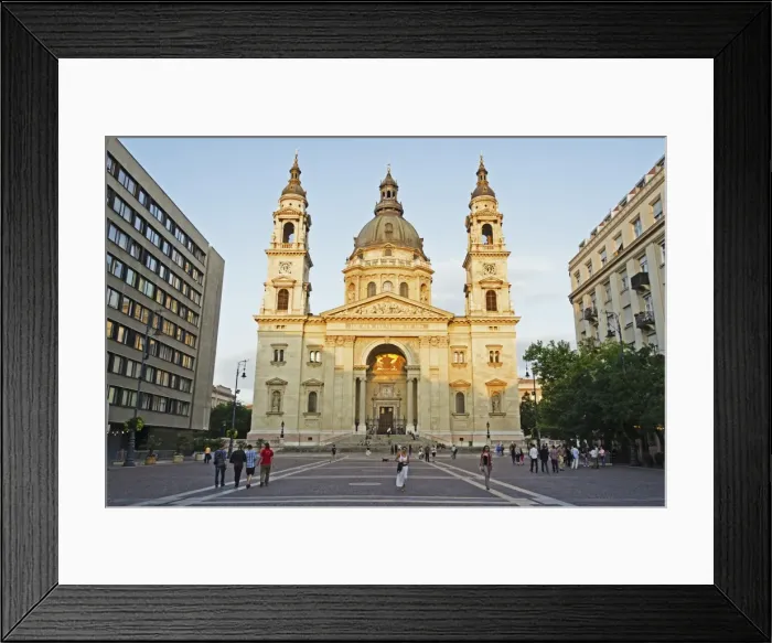 Framed Print : Szent Istvan Bazilika, Budapest, Hungary, Europe Framed Print : Szent Istvan Bazilika, Budapest, Hungary, Europe