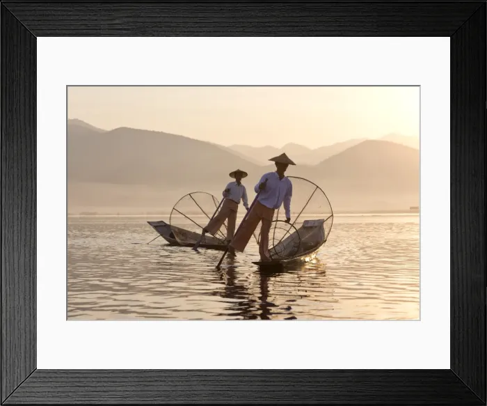 Framed Print : Intha leg rowing fishermen at sunset on Inle Lake who row traditional wooden boats using their leg and fish using nets stretched over conical bamboo frames, Inle Lake, Myanmar (Burma), Southeast Asia Framed Print : Intha leg rowing fishermen at sunset on Inle Lake who row traditional wooden boats using their leg and fish using nets stretched over conical bamboo frames, Inle Lake, Myanmar (Burma), Southeast Asia