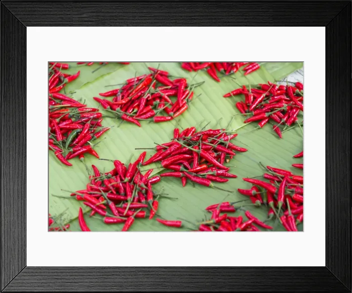 Framed Print : Red chillies on sale in town market, Kengtung (Kyaingtong), Shan State, Myanmar (Burma), Asia Framed Print : Red chillies on sale in town market, Kengtung (Kyaingtong), Shan State, Myanmar (Burma), Asia