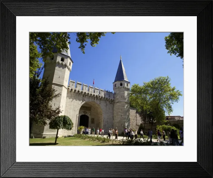 Framed Print : The Sultans Topkapi Palace entrance, Istanbul, Turkey, Europe, Eurasia Framed Print : The Sultans Topkapi Palace entrance, Istanbul, Turkey, Europe, Eurasia