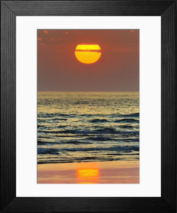 Framed Print : The sun setting off Playa Guiones surf beach, Nosara, Nicoya Peninsula, Guanacaste Province, Costa Rica, Central America Framed Print : The sun setting off Playa Guiones surf beach, Nosara, Nicoya Peninsula, Guanacaste Province, Costa Rica, Central America