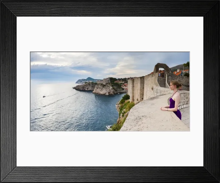 Framed Print : Tourist on Dubrovnik City Walls, with Fort Lovrijenac (St. Lawrence Fortress) in the background, Dubrovnik, Dalmatian Coast, Adriatic, Croatia, Europe Framed Print : Tourist on Dubrovnik City Walls, with Fort Lovrijenac (St. Lawrence Fortress) in the background, Dubrovnik, Dalmatian Coast, Adriatic, Croatia, Europe