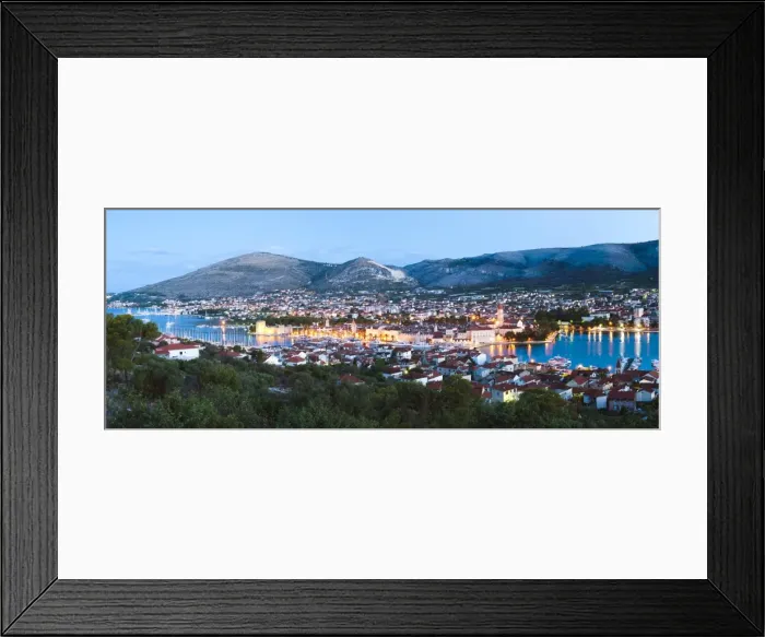 Framed Print : Trogir at night, UNESCO World Heritage Site, Dalmatian Coast, Croatia, Europe Framed Print : Trogir at night, UNESCO World Heritage Site, Dalmatian Coast, Croatia, Europe