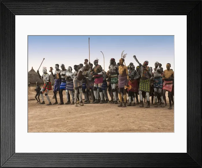 Framed Print : Karo people with body paintings participating in a tribal dance ceremony, Omo River Valley, Southern Ethiopia, Africa Framed Print : Karo people with body paintings participating in a tribal dance ceremony, Omo River Valley, Southern Ethiopia, Africa