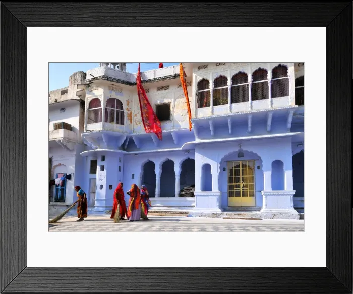 Framed Print : Ghats at Holy Pushkar Lake and old Rajput Palaces, Pushkar, Rajasthan, India, Asia Framed Print : Ghats at Holy Pushkar Lake and old Rajput Palaces, Pushkar, Rajasthan, India, Asia