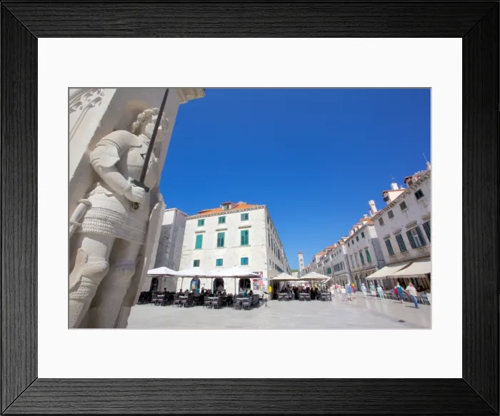 Framed Print : Stradun amd Orlandos Column, Dubrovnik, Dalmatia, Croatia, Europe Framed Print : Stradun amd Orlandos Column, Dubrovnik, Dalmatia, Croatia, Europe