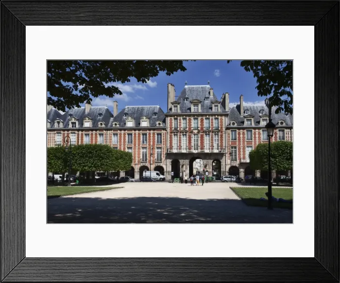 Framed Print : Place des Vosges in The Marais, Paris, France, Europe Framed Print : Place des Vosges in The Marais, Paris, France, Europe