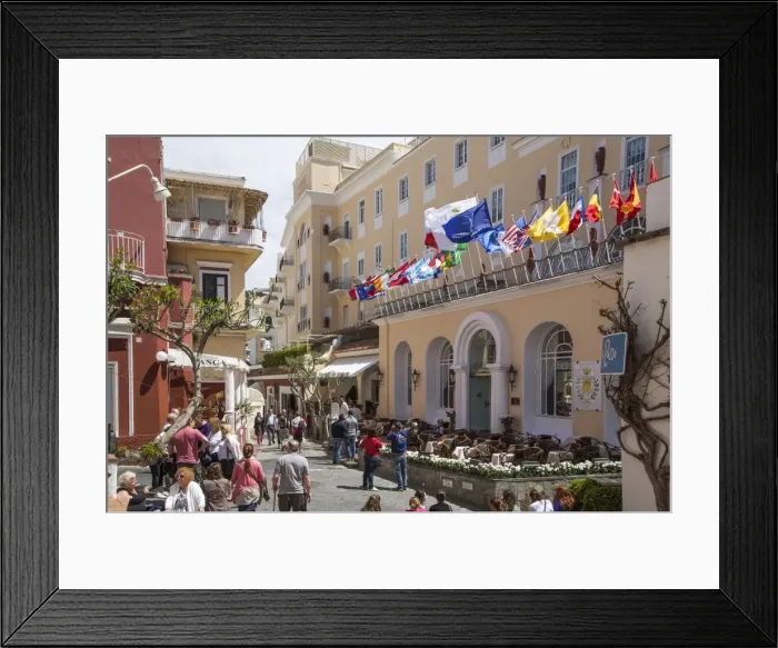 Framed Print : The Island of Capri, Campania, Italy, Europe Framed Print : The Island of Capri, Campania, Italy, Europe
