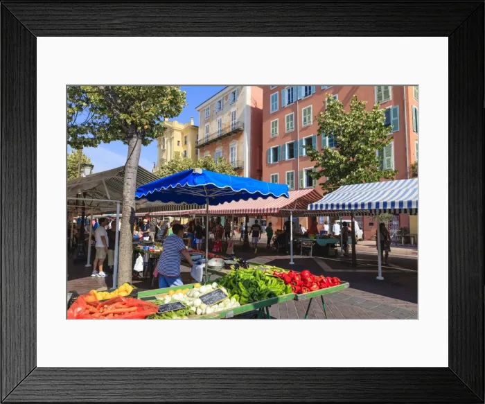 Framed Print : The morning fruit and vegetable market in Cours Saleya, Old Town, Nice, Alpes-Maritimes, Provence, Cote d Azur, French Riviera, France, Europe Framed Print : The morning fruit and vegetable market in Cours Saleya, Old Town, Nice, Alpes-Maritimes, Provence, Cote d Azur, French Riviera, France, Europe