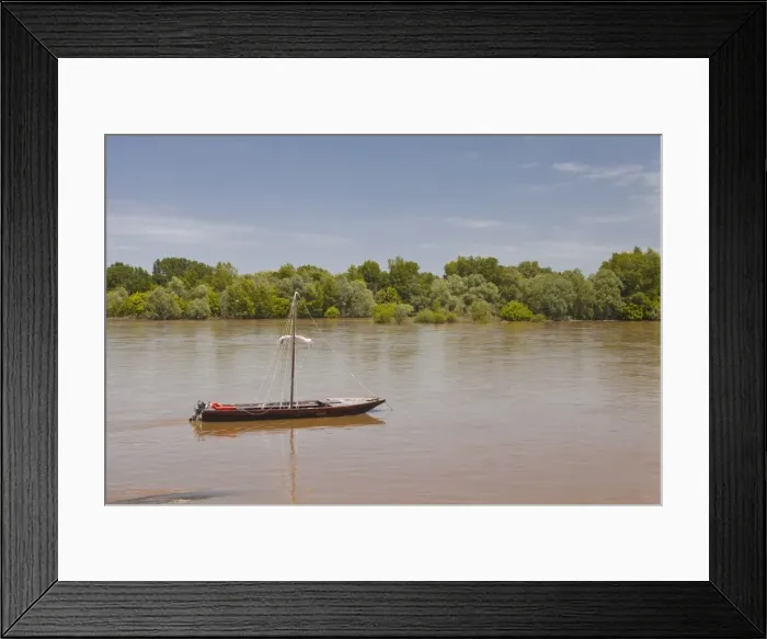 Framed Print : Traditional boat on the River Loire at Chaumont-sur-Loire, Loir-et-Cher, Centre, France, Europe Framed Print : Traditional boat on the River Loire at Chaumont-sur-Loire, Loir-et-Cher, Centre, France, Europe