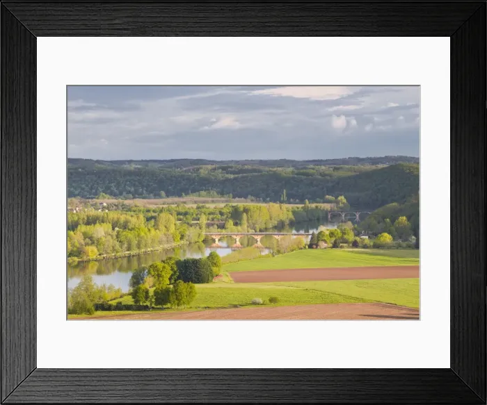 Framed Print : The valley of the Dordogne River, Dordogne, France, Europe Framed Print : The valley of the Dordogne River, Dordogne, France, Europe